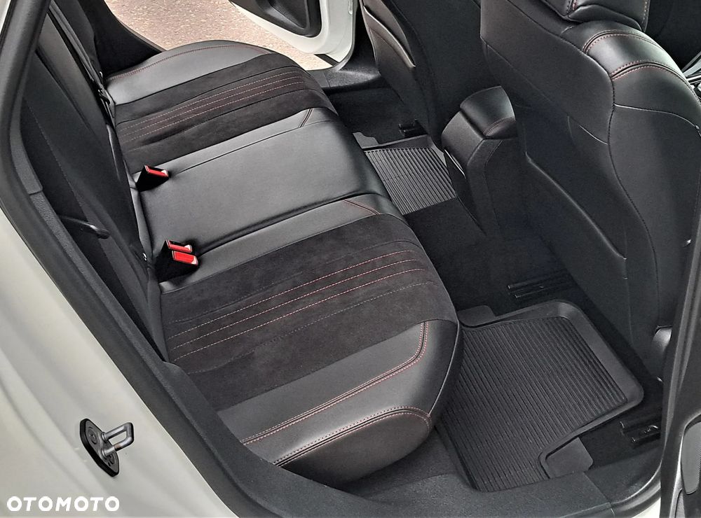 Peugeot 308 BlueHDi FAP 130 EAT8 Stop & Start GT Pack - 21