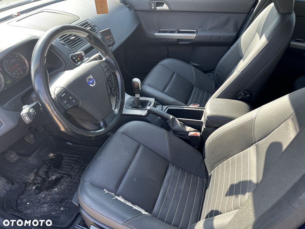 Volvo V50 - 7