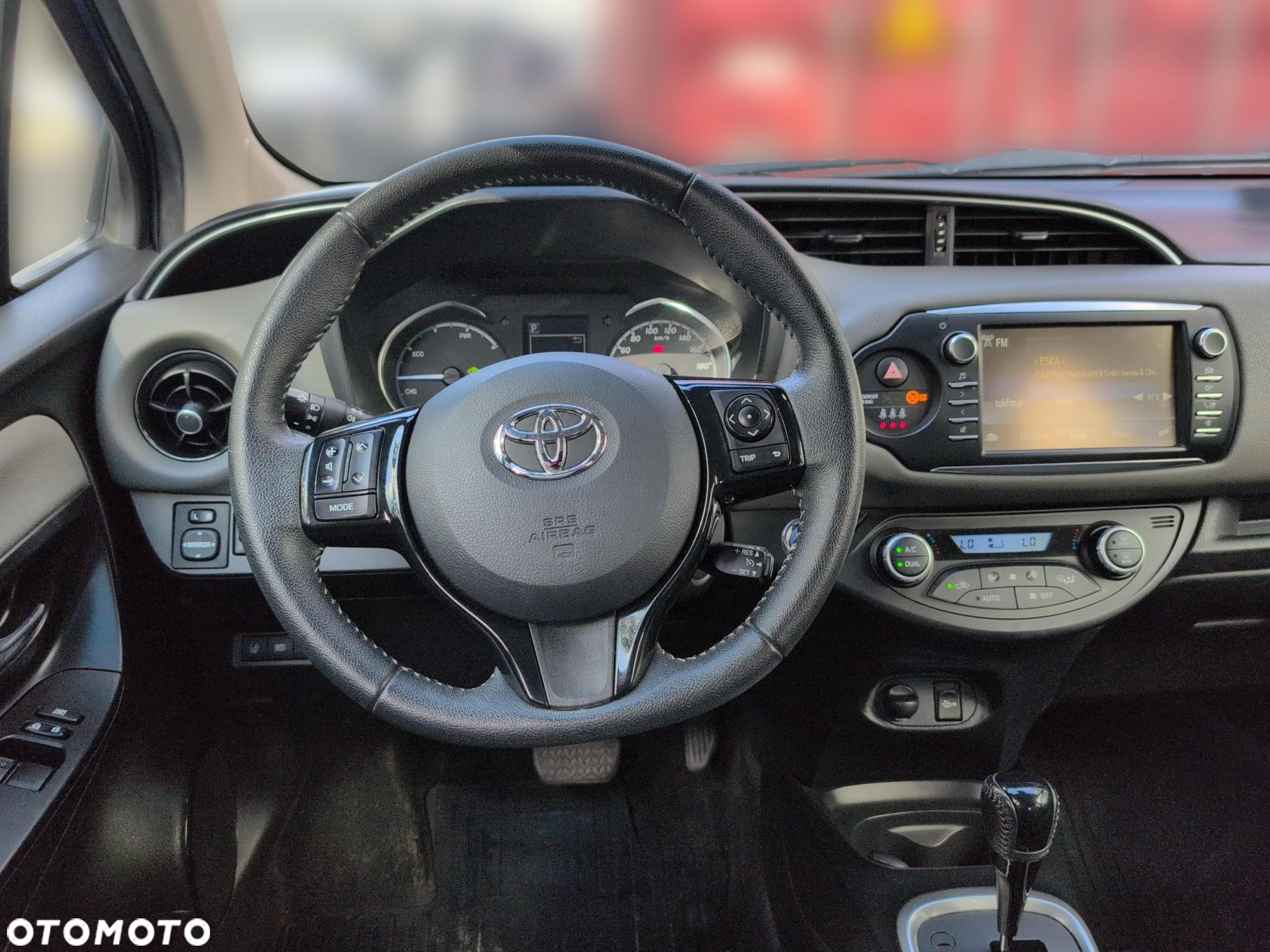 Toyota Yaris - 12