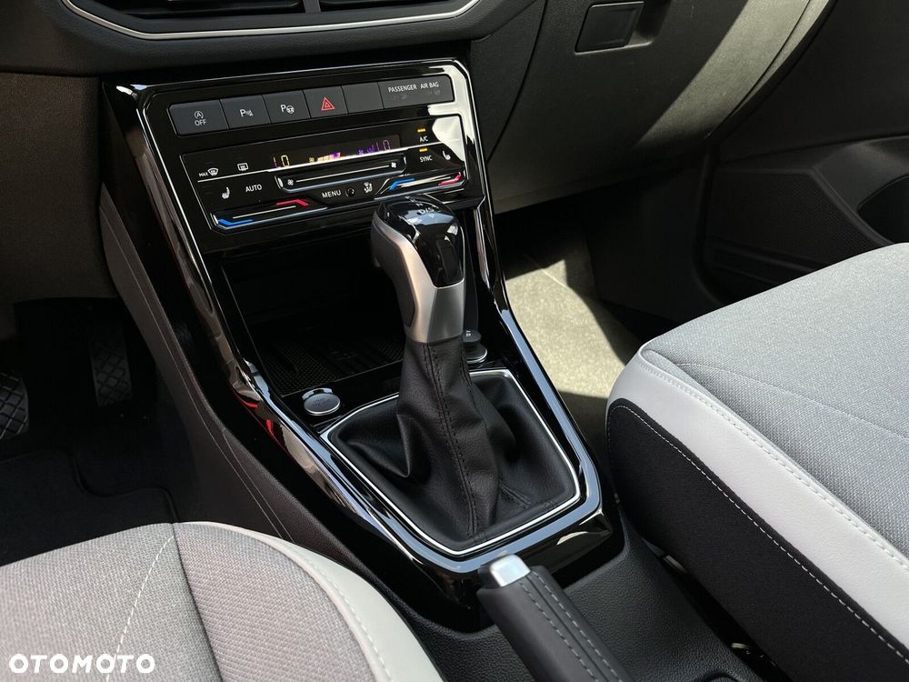 Volkswagen T-Cross - 26