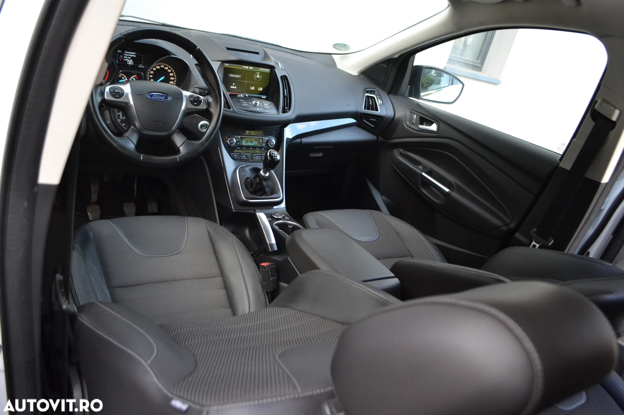 Ford Kuga 2.0 TDCi 4WD Titanium - 6