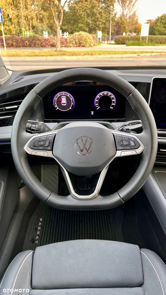 Volkswagen Passat - 6