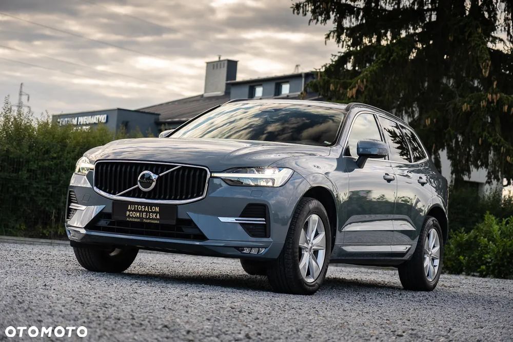 Volvo XC 60 B4 D Geartronic Momentum Pro - 5