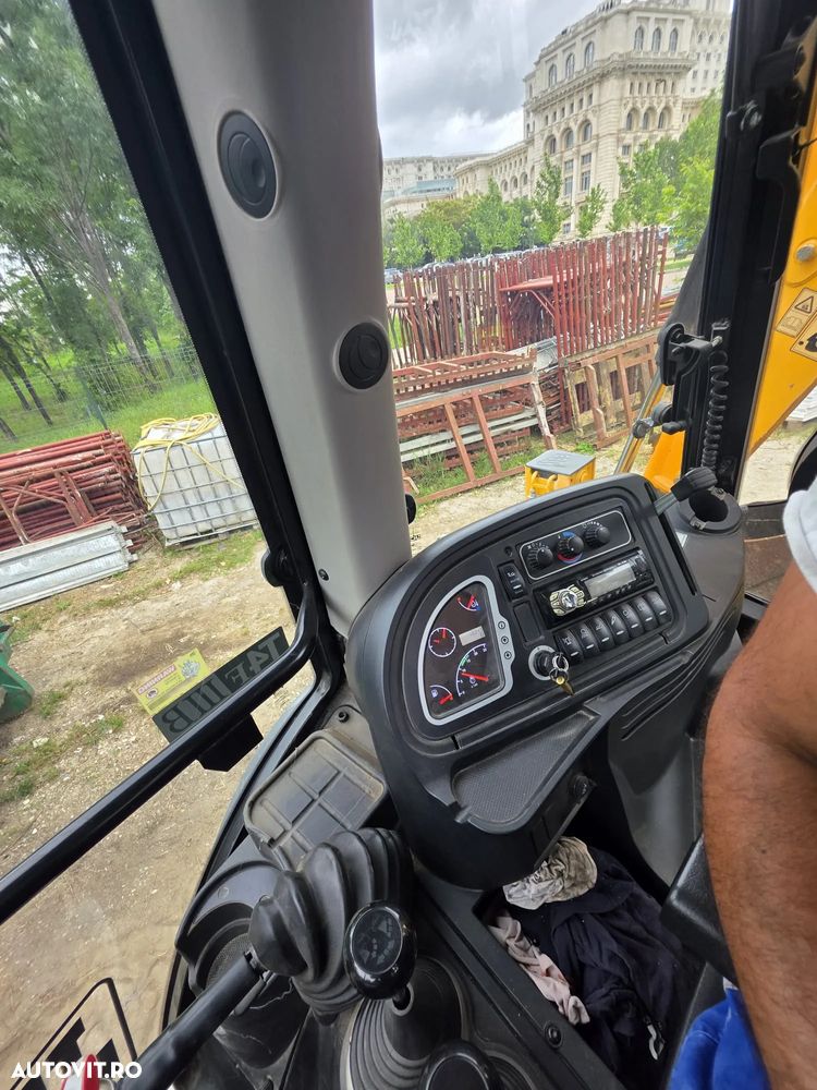 JCB 3 CX 14LFWM - 6