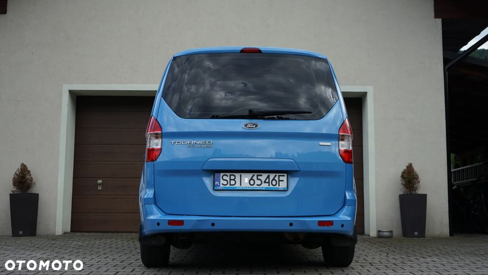 Ford Tourneo Courier - 6
