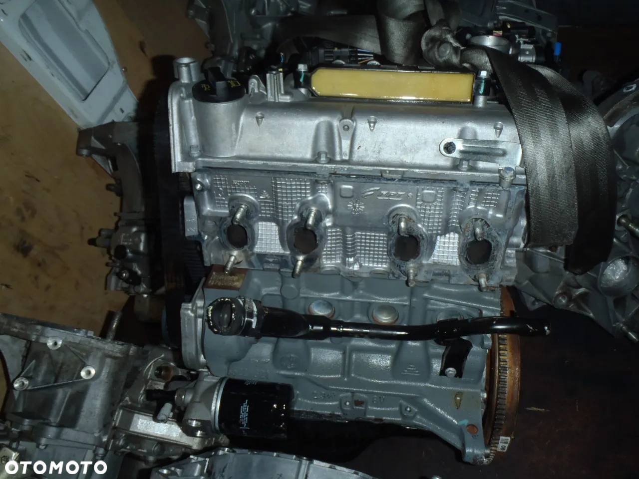 silnik motor głowica blok wał wałek fiat panda 500 punto grande evo lancia ypsilon ford ka 1.4 8v 1.2 8v na wkręcanym korku jak nowy igła - 4