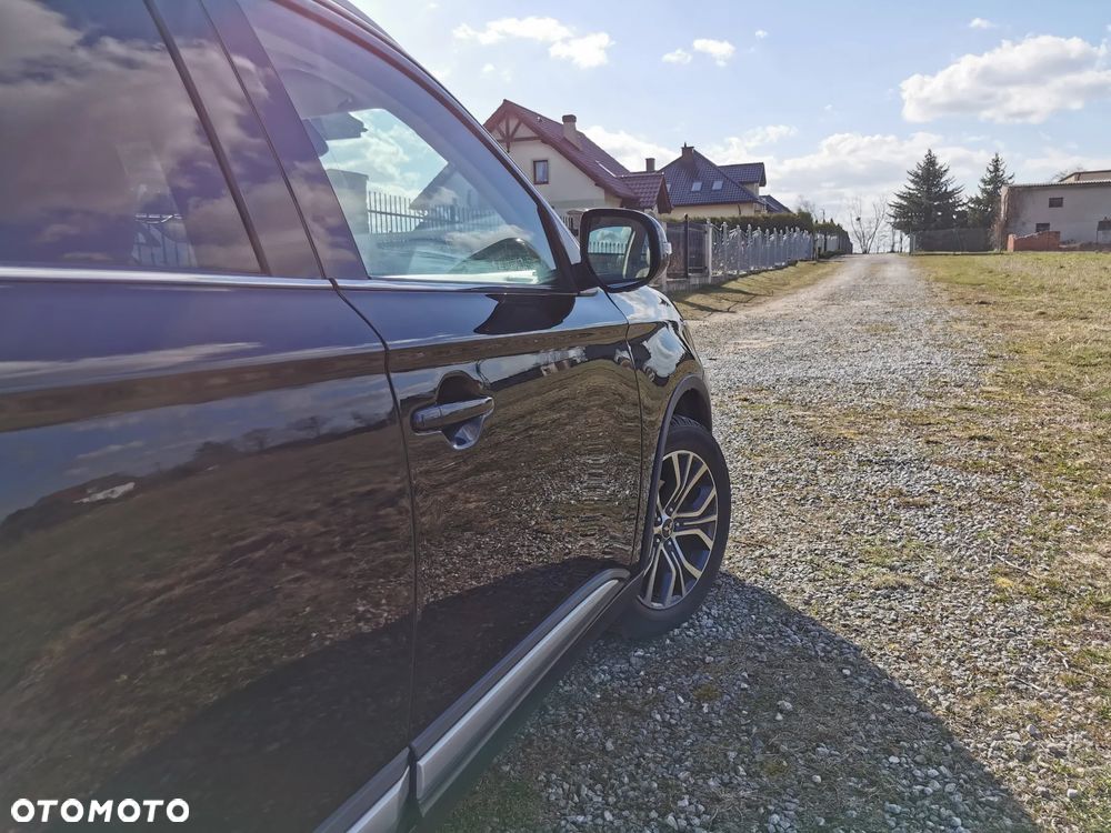 Mitsubishi Outlander 2.0 Intense + Navi 4WD CVT - 8