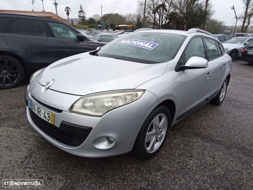 Renault Mégane Sport Tourer 1.5 dCi Comfort SS - 4