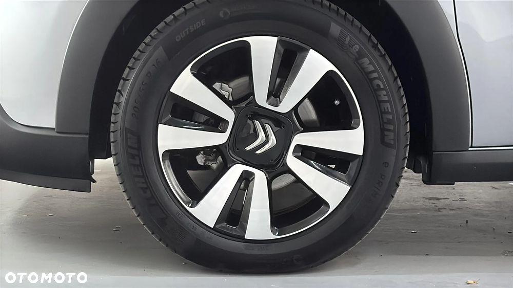 Citroën C3 1.2 PureTech Shine - 17