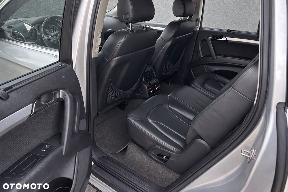 Audi Q7 3.0 TDI DPF Quattro Tiptronic - 34