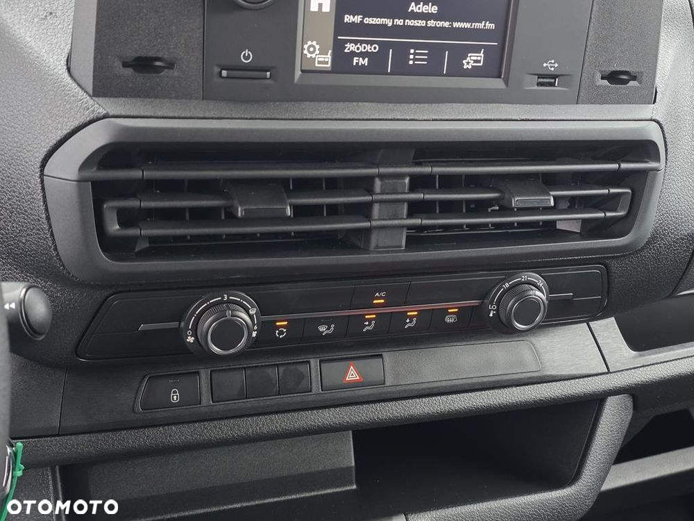 Opel Vivaro - 17