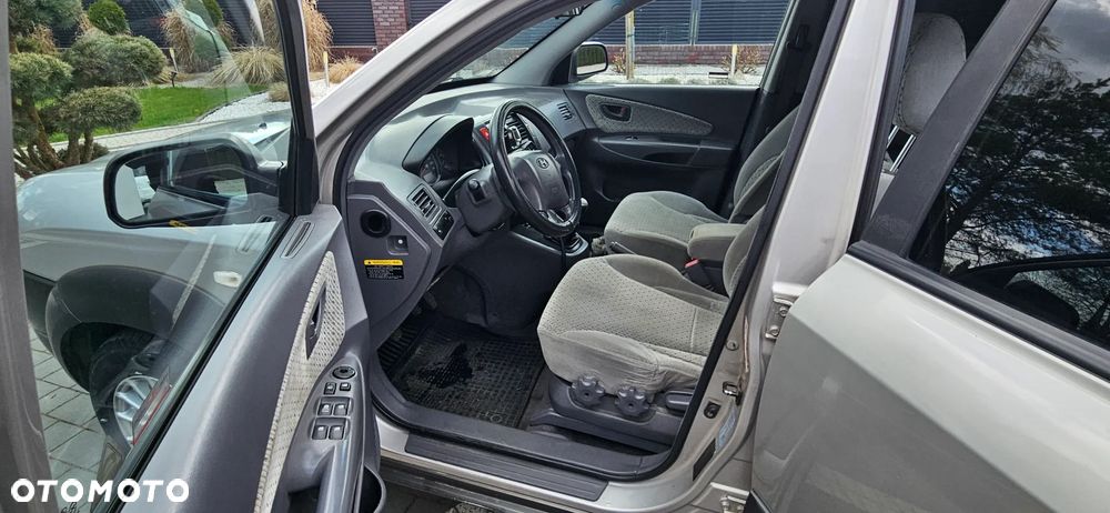 Hyundai Tucson 2.0 CRDi Active - 11