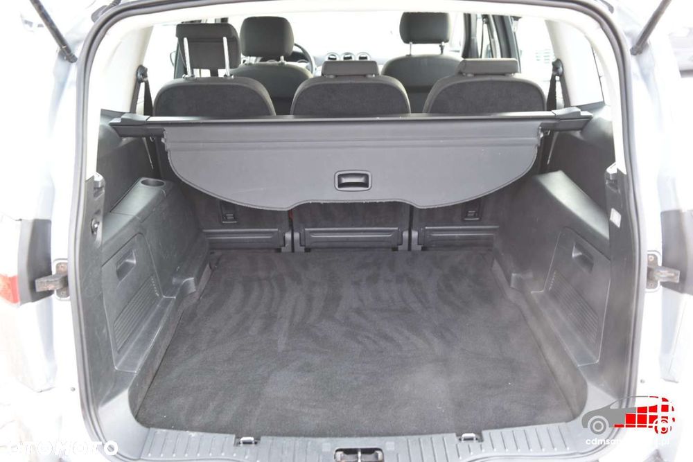 Ford S-Max - 16