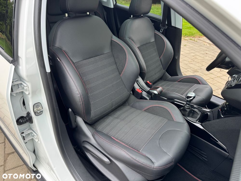 Peugeot 2008 BlueHDi 110 Allure - 17