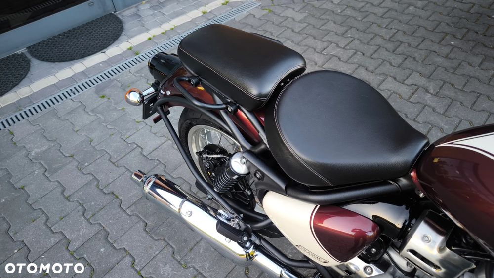 Royal Enfield Classic - 28