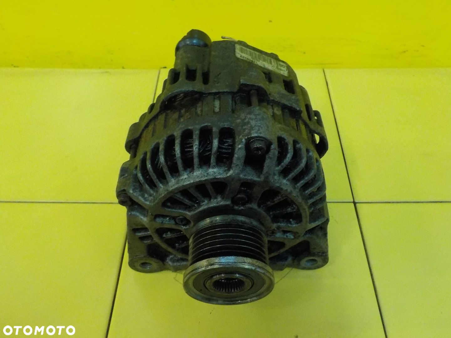 PRIMASTAR TRAFIC VIVARO 1.9 DCI 07r F9Q762 alternator A2TB6481 - 4