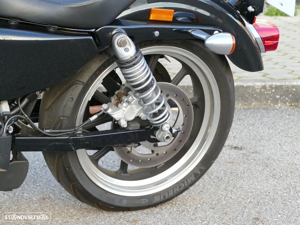 Harley-Davidson 883 - 7