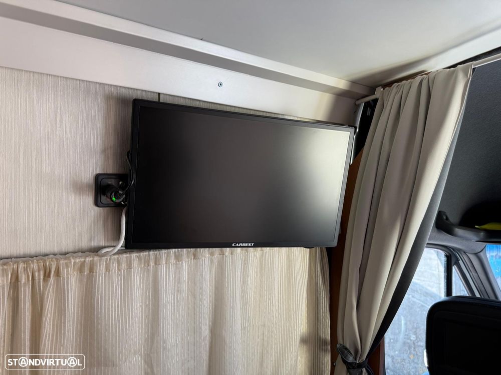 Mercedes-Benz Sprinter - 9