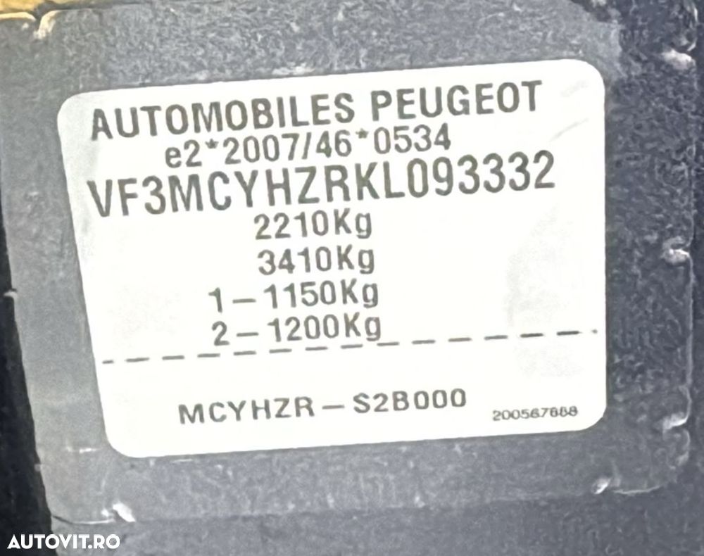 Peugeot 5008 1.5 BlueHDI s&s EAT8 GT-Line - 32
