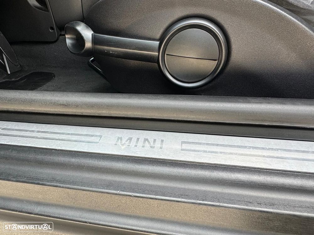 MINI 3 Portas - 14