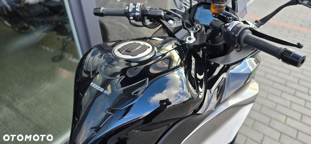 Kawasaki Ninja 1000 SX - 17