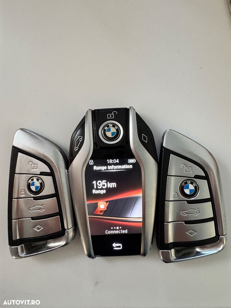 BMW Seria 5 520d xDrive AT - 31
