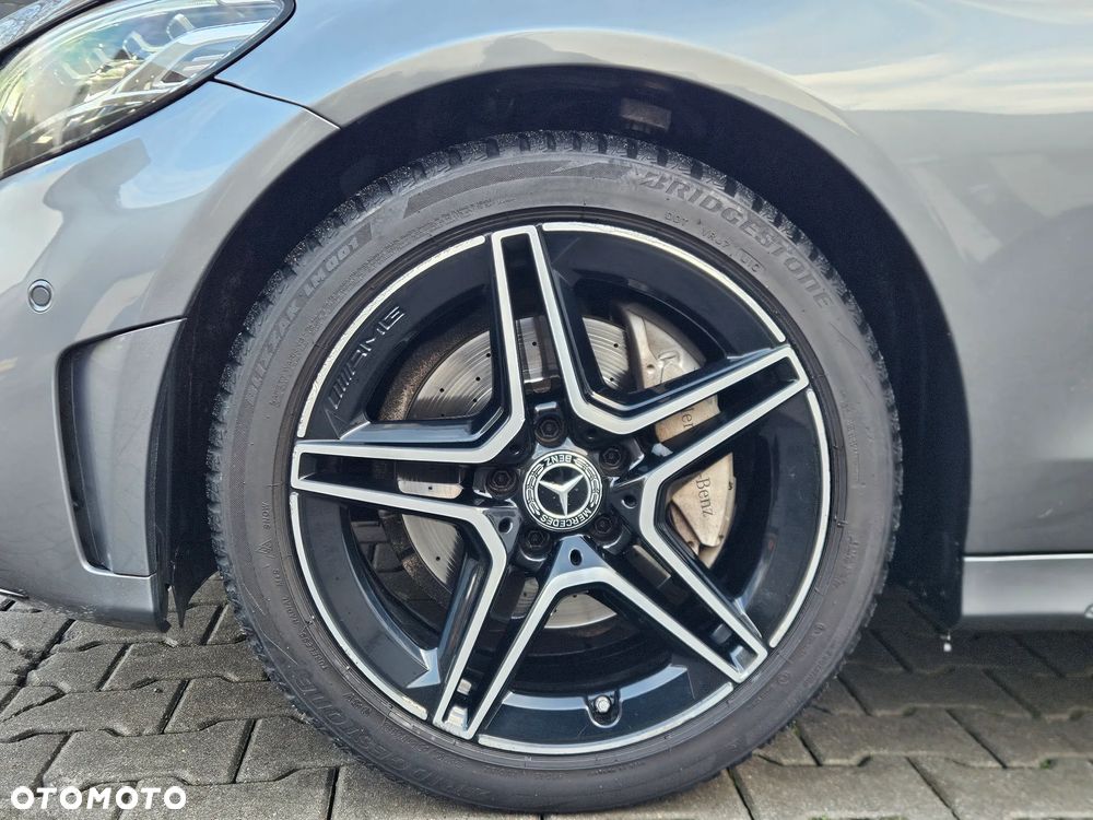 Mercedes-Benz Klasa C 180 9G-TRONIC - 26