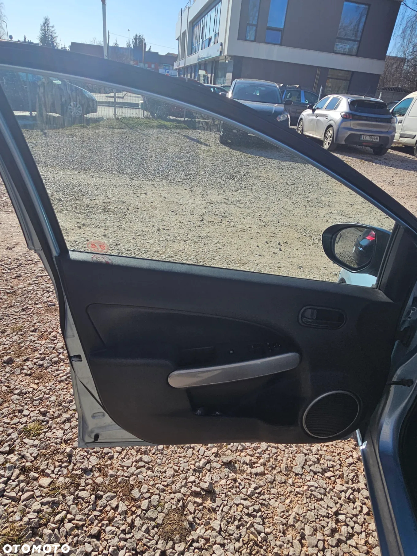 Mazda 2 - 12