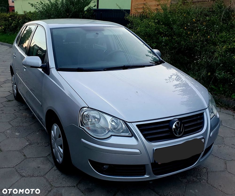 Volkswagen Polo 1.4 16V Comfortline - 16