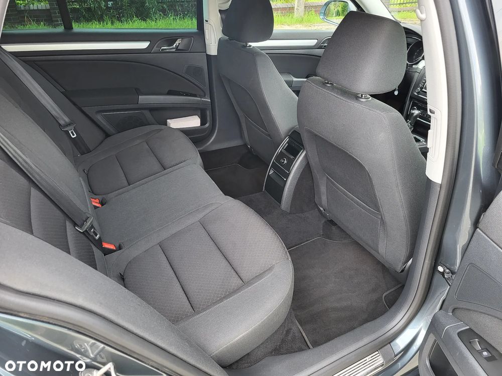 Skoda Superb 2.0 TDI DSG Active - 19