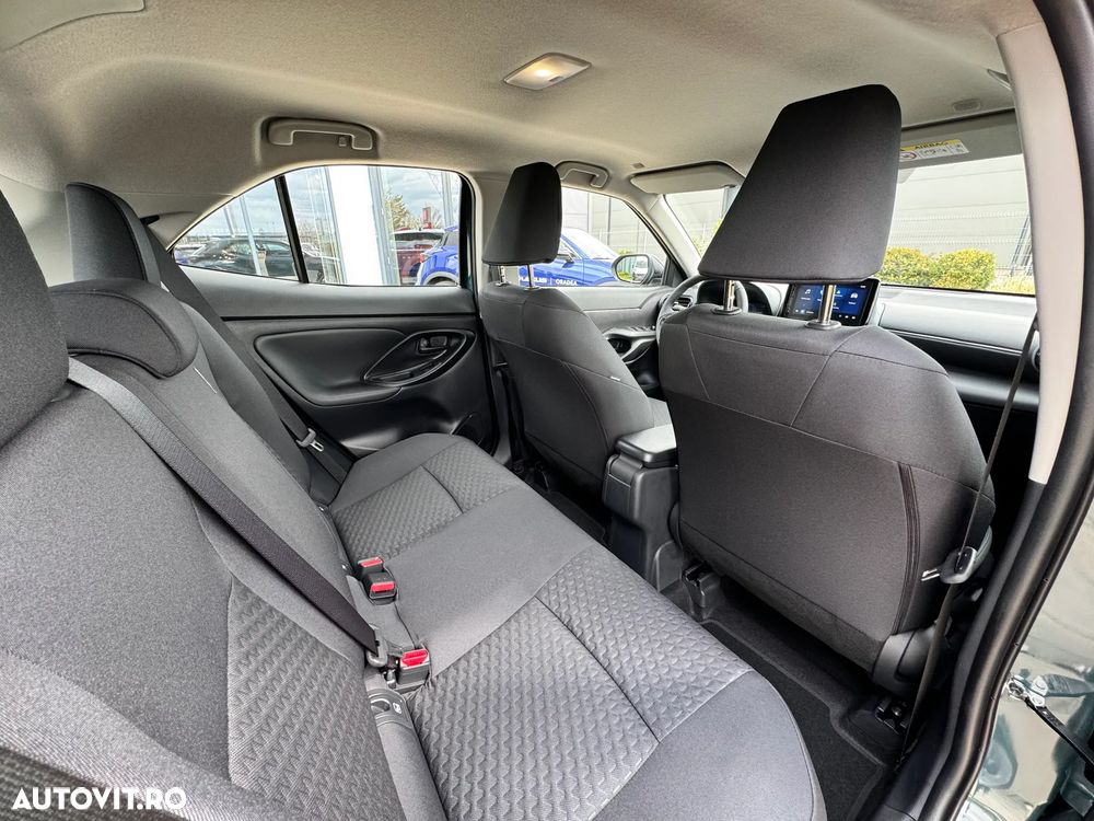 Toyota Yaris Cross 1.5 VVT-i Business Edition - 25