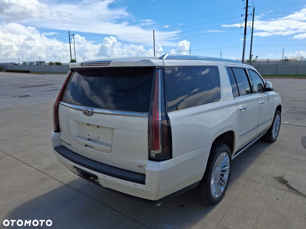 Cadillac Escalade 6.2 V8 ESV Platinum - 9