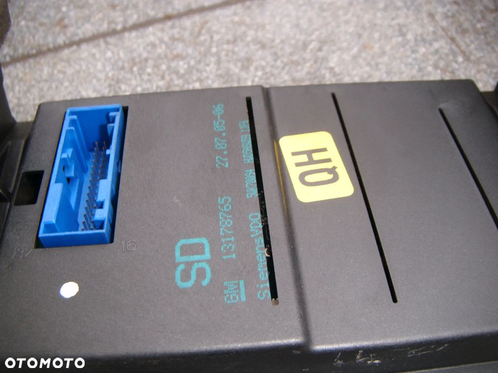 opel vectra c radio cd 30 z wyświetlaczem 13113145   13178765 - 3