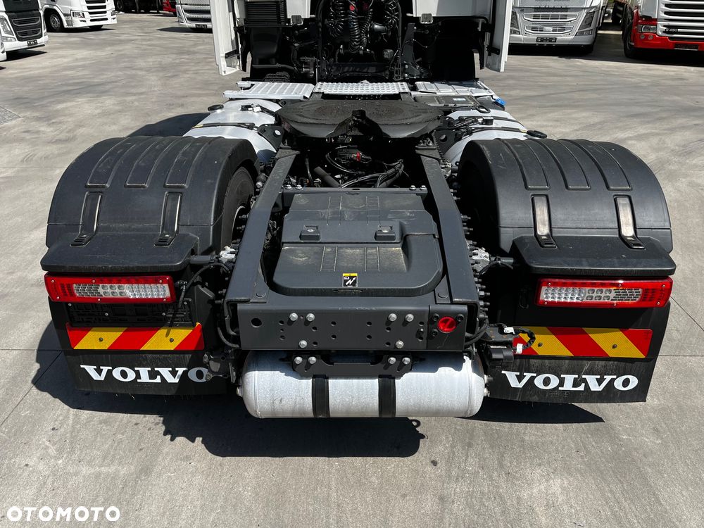 Volvo FH 500 // Zamiana na starszy //  Silnik Euro 6 nie Isave // Parkclima // XL // Radary // Duże zbiorniki // Gwarancja // - 17