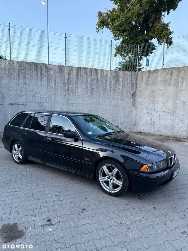 BMW Seria 5 - 8