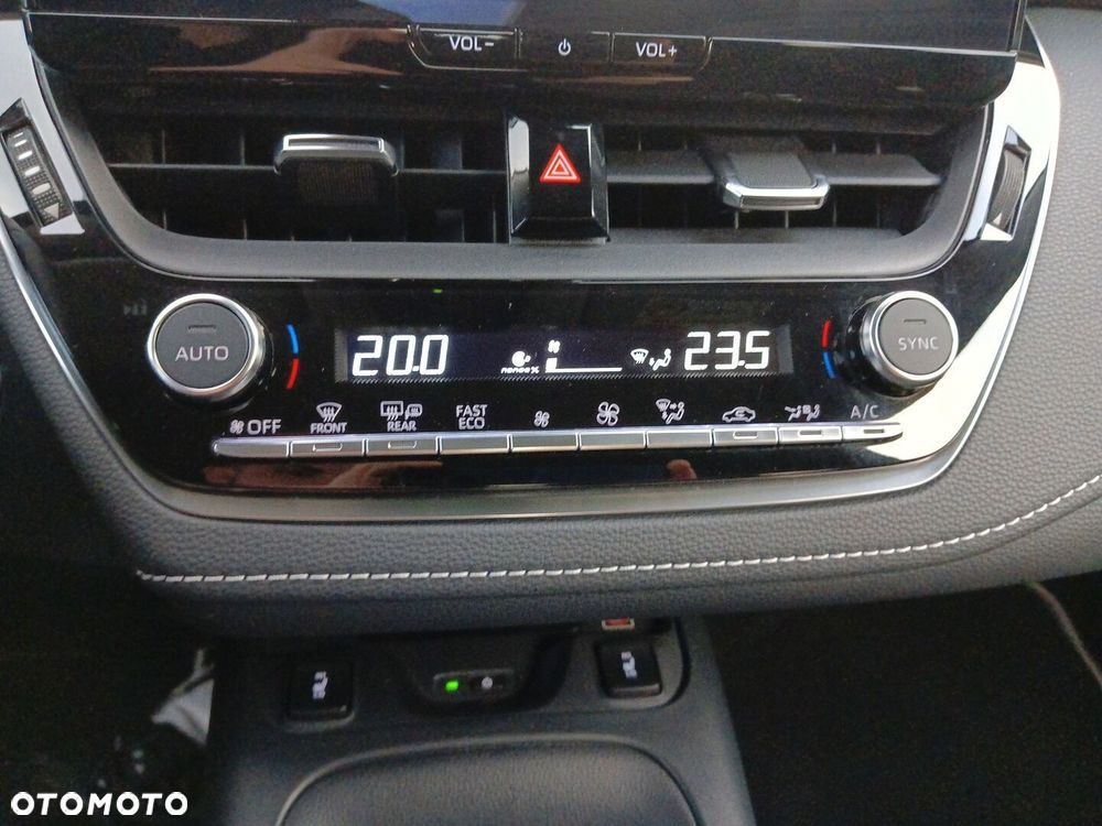 Toyota Corolla 1.8 Hybrid Style - 22