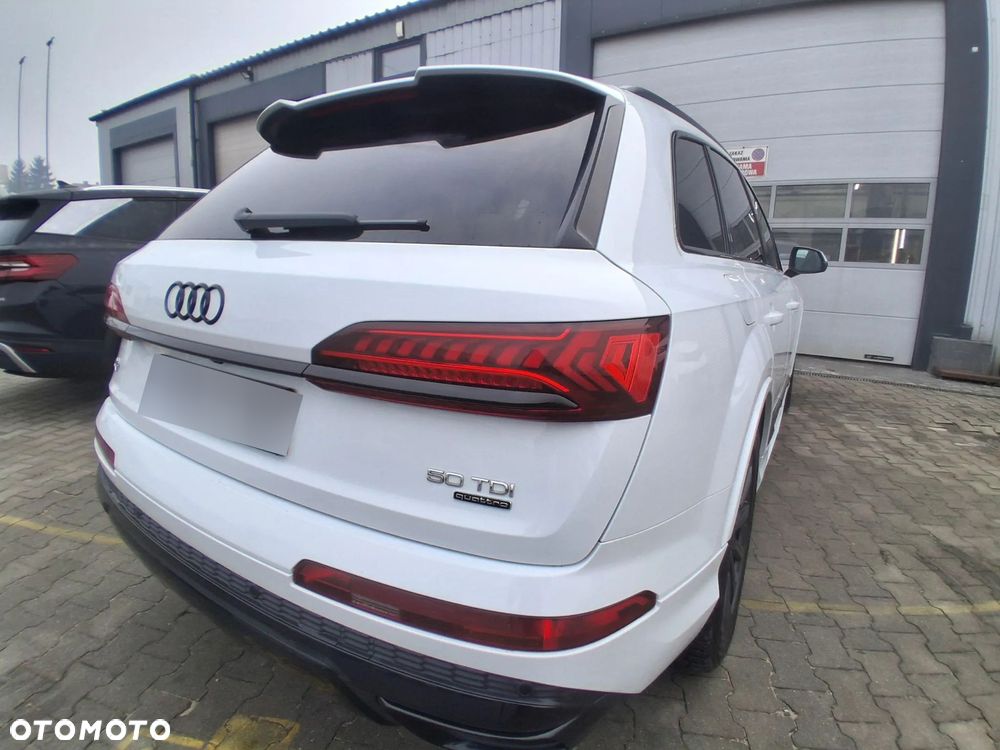 Audi Q7 - 15