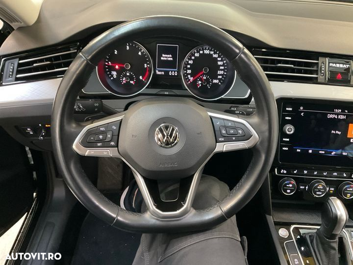 Volkswagen Passat - 10