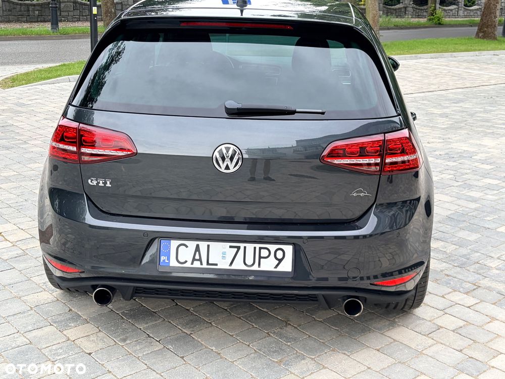 Volkswagen Golf GTI BlueMotion Technology DSG - 4