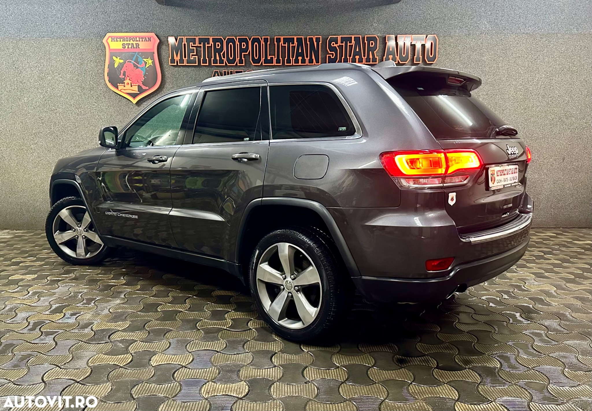 Jeep Grand Cherokee - 4