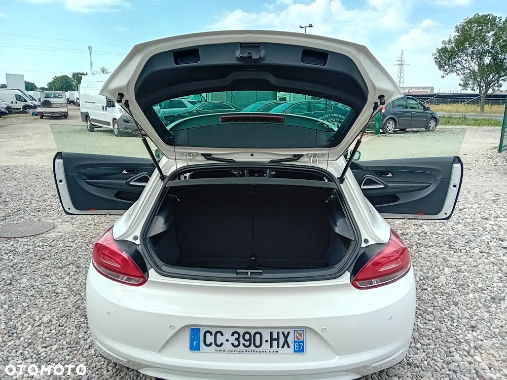 Volkswagen Scirocco 2.0 TDI - 12