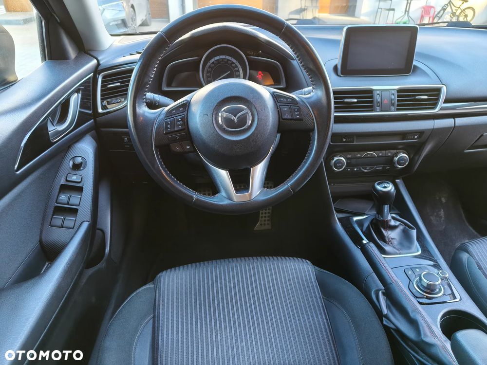 Mazda 3 - 6