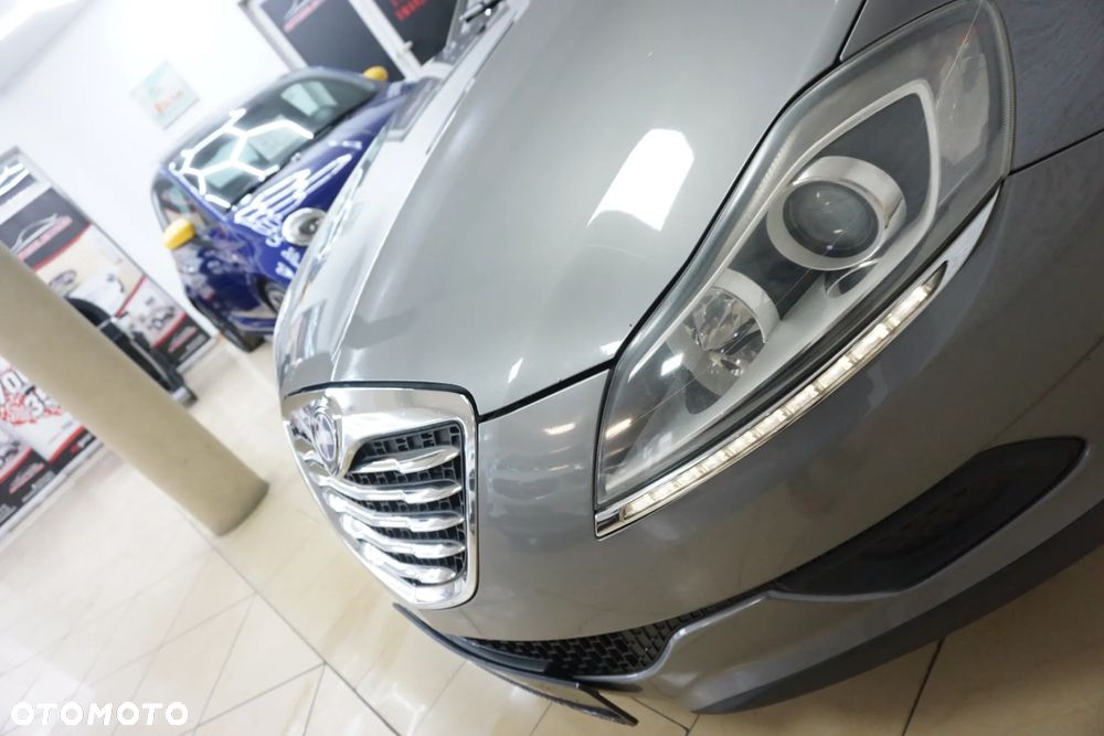 Lancia Delta 1.4 T-Jet Silver - 12