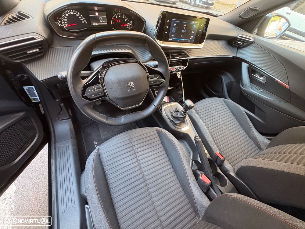 Peugeot 2008 1.2 PureTech Active - 14