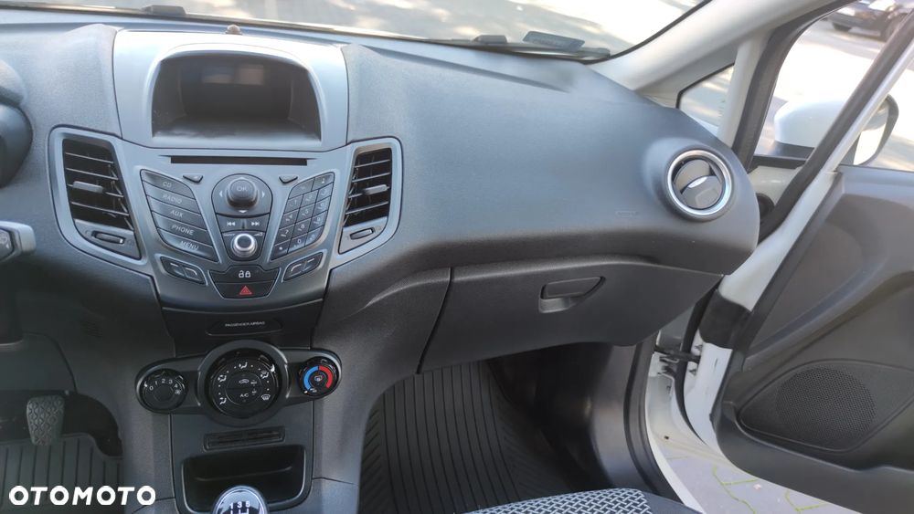 Ford Fiesta 1.25 Trend - 14