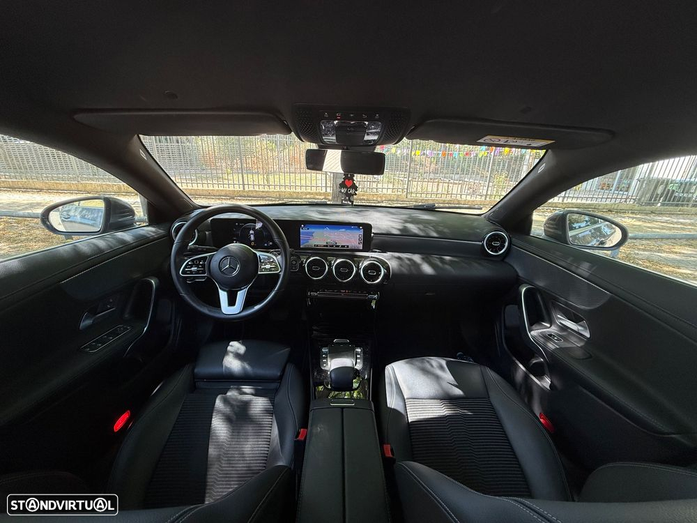 Mercedes-Benz CLA 180 d Shooting Brake 8G-DCT - 10