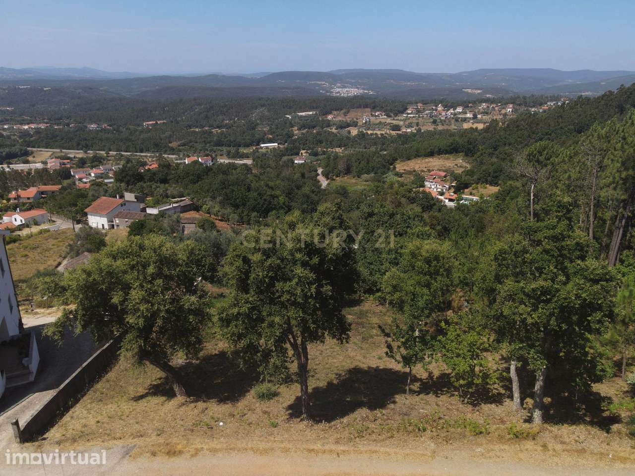 Terreno para construção com projeto aprovado, vistas panorâmicas, bom - Grande imagem: 3/19