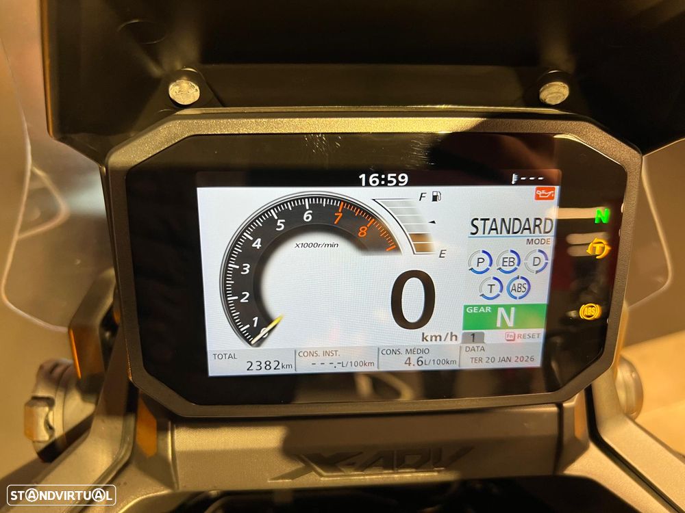 Honda X-ADV 750 - 4