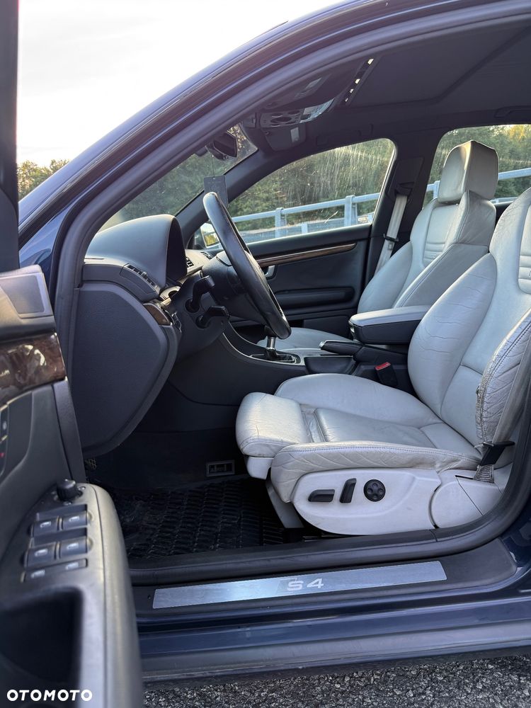 Audi S4 Limousine Standard - 15