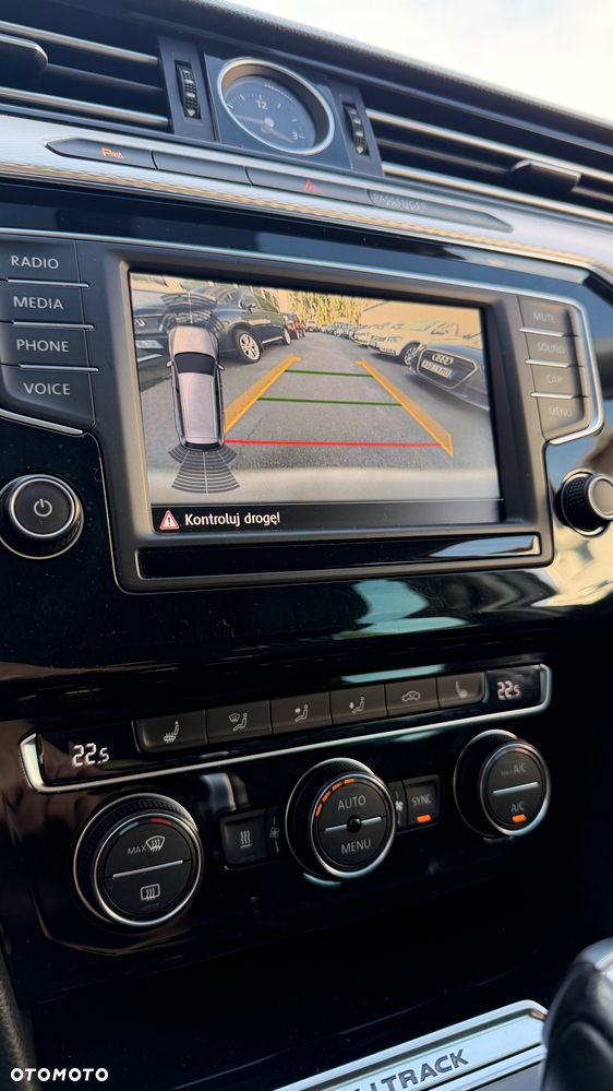 Volkswagen Passat Alltrack - 22